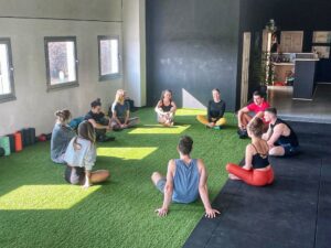 Acro yoga