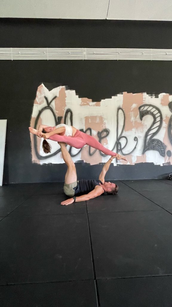 Acroyoga
