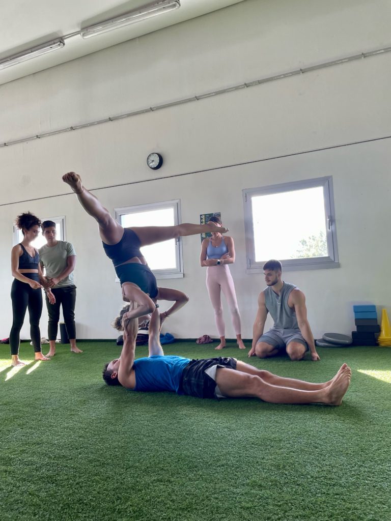 Acroyoga